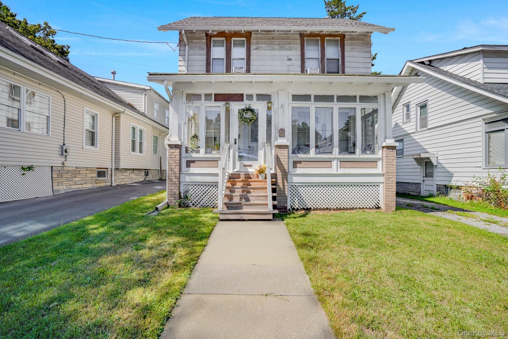 Photo of 23 Lewis Avenue, Poughkeepsie, NY 12603 (MLS # 1042193)