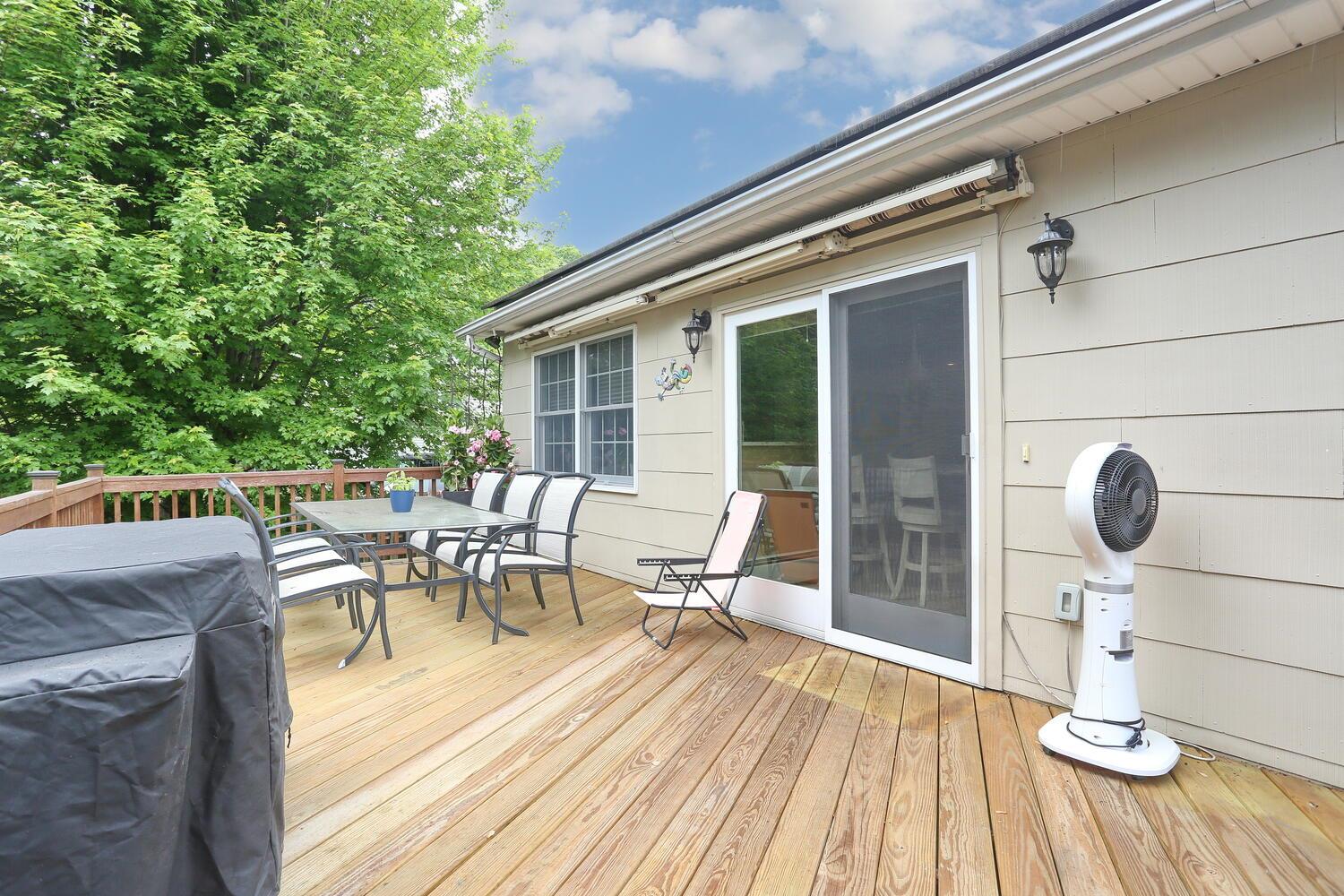 78 S Lilburn Drive, Garnerville, New York image 35
