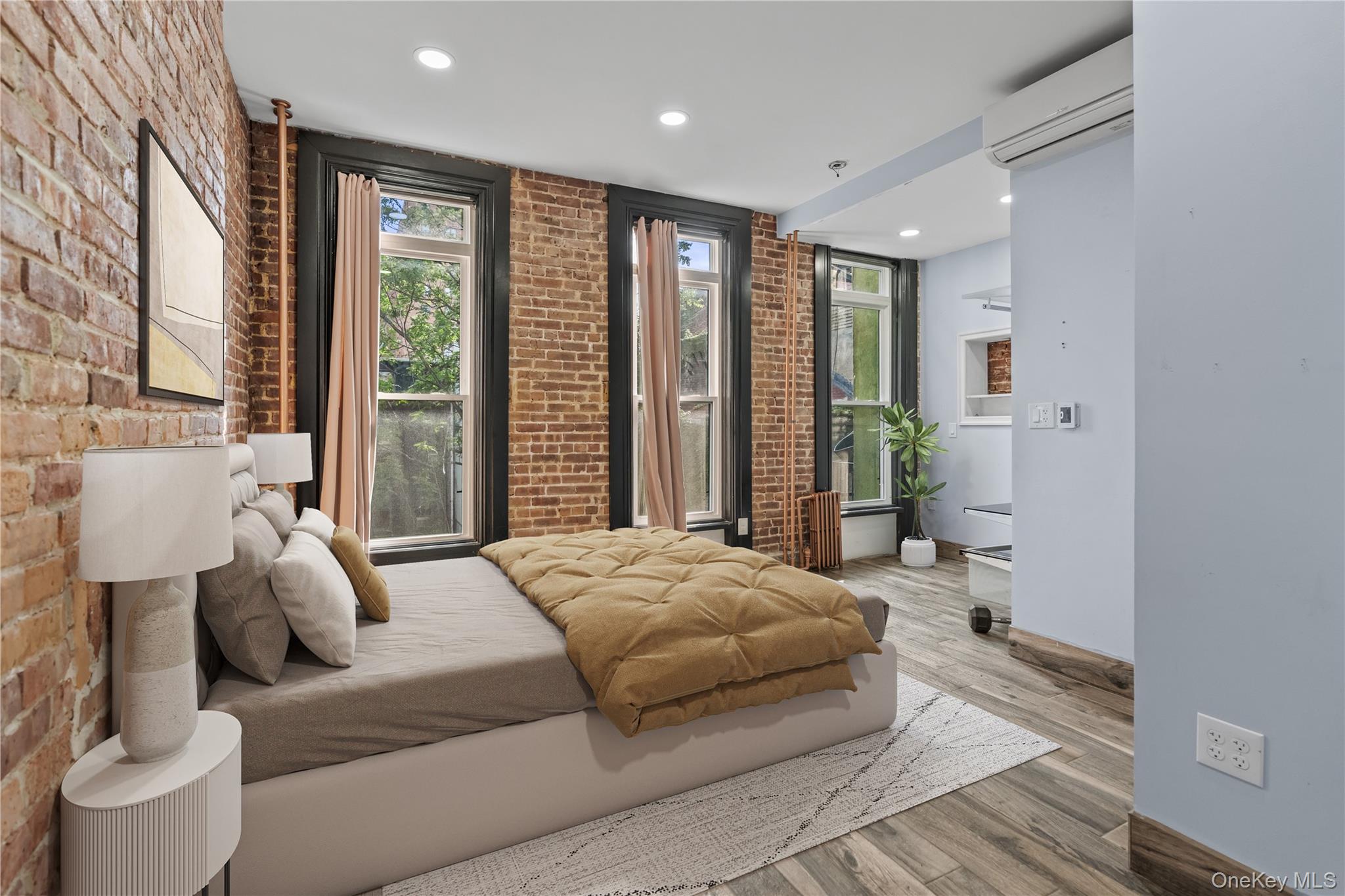 220 E 116th Street 3rd Floor