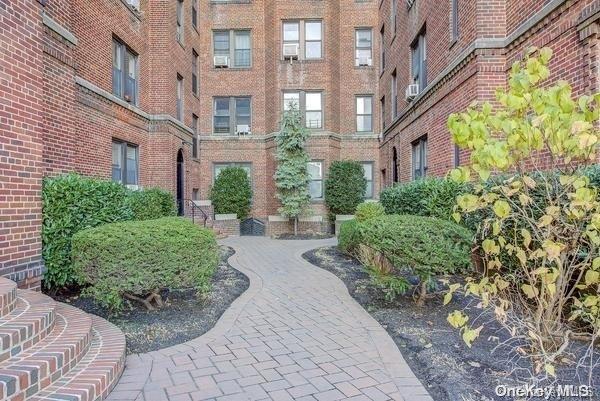 115-25 84 Avenue #6J, Kew Gardens, New York image 11