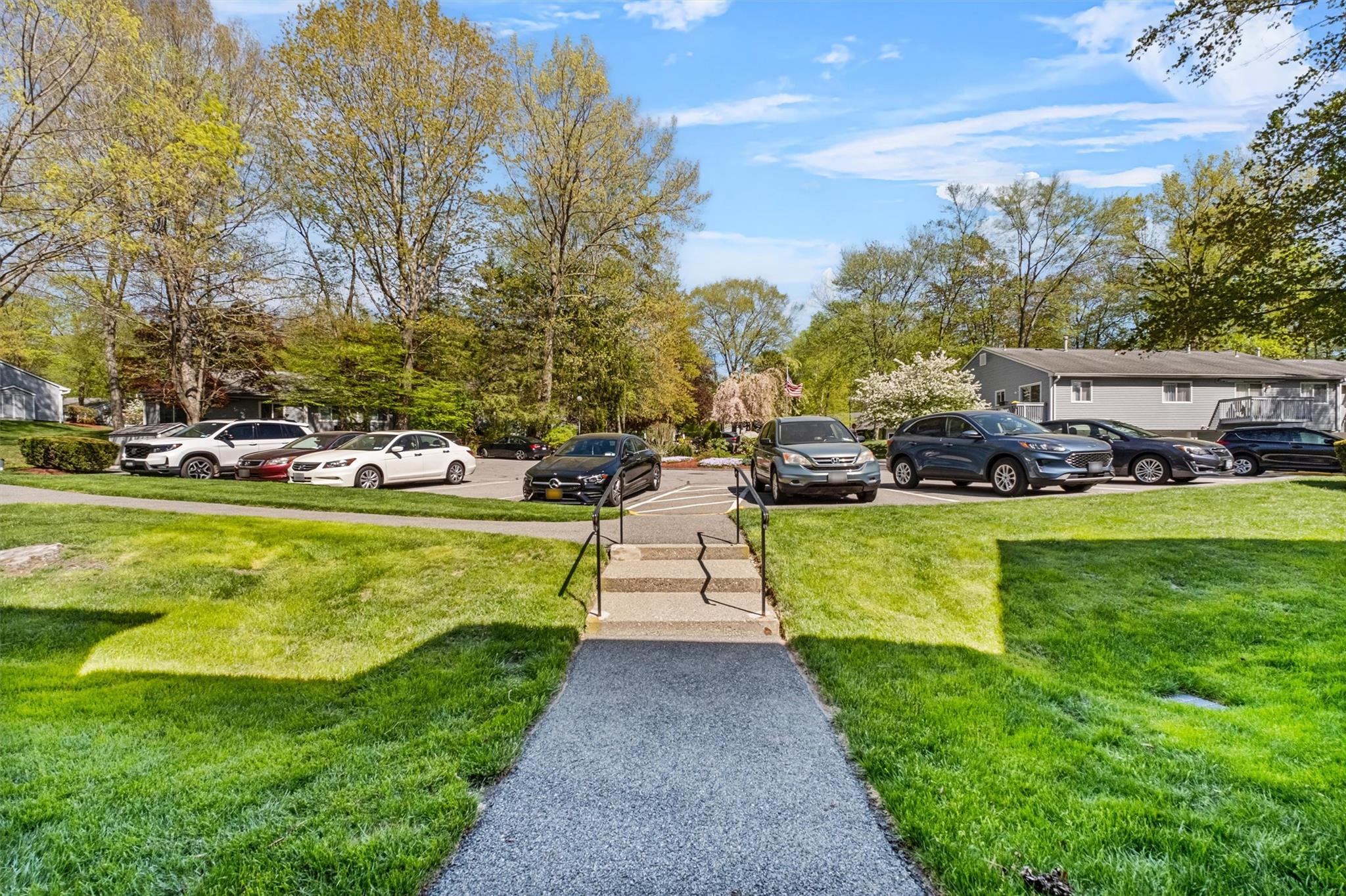 156 Carriage Court #G, Yorktown Heights, New York image 4