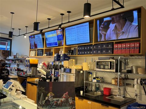 Photo of 22-20 31 Street, Astoria, NY 11105 (MLS # 984679)