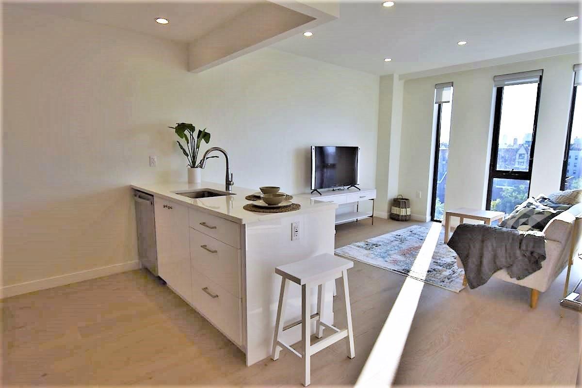 44th Street 2A, Sunnyside, Queens, NY - 1 Bedrooms  
1 Bathrooms  
2 Rooms - 