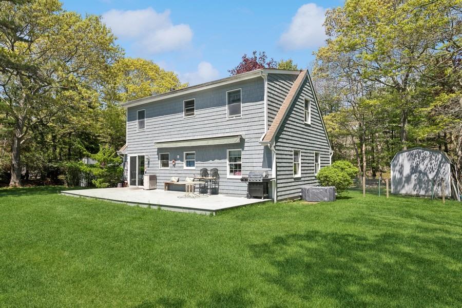 9 Cedar Dr Dr, East Hampton, New York image 4