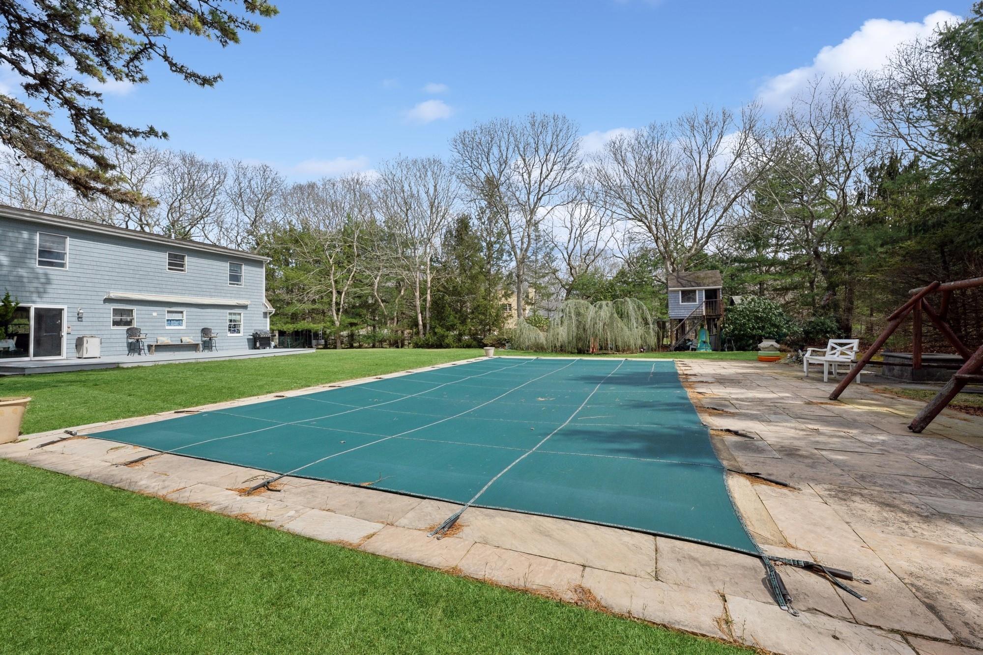 Property for Sale at Cedar Dr Dr, East Hampton, Hamptons, NY - Bedrooms: 4 
Bathrooms: 3  - $1,499,000