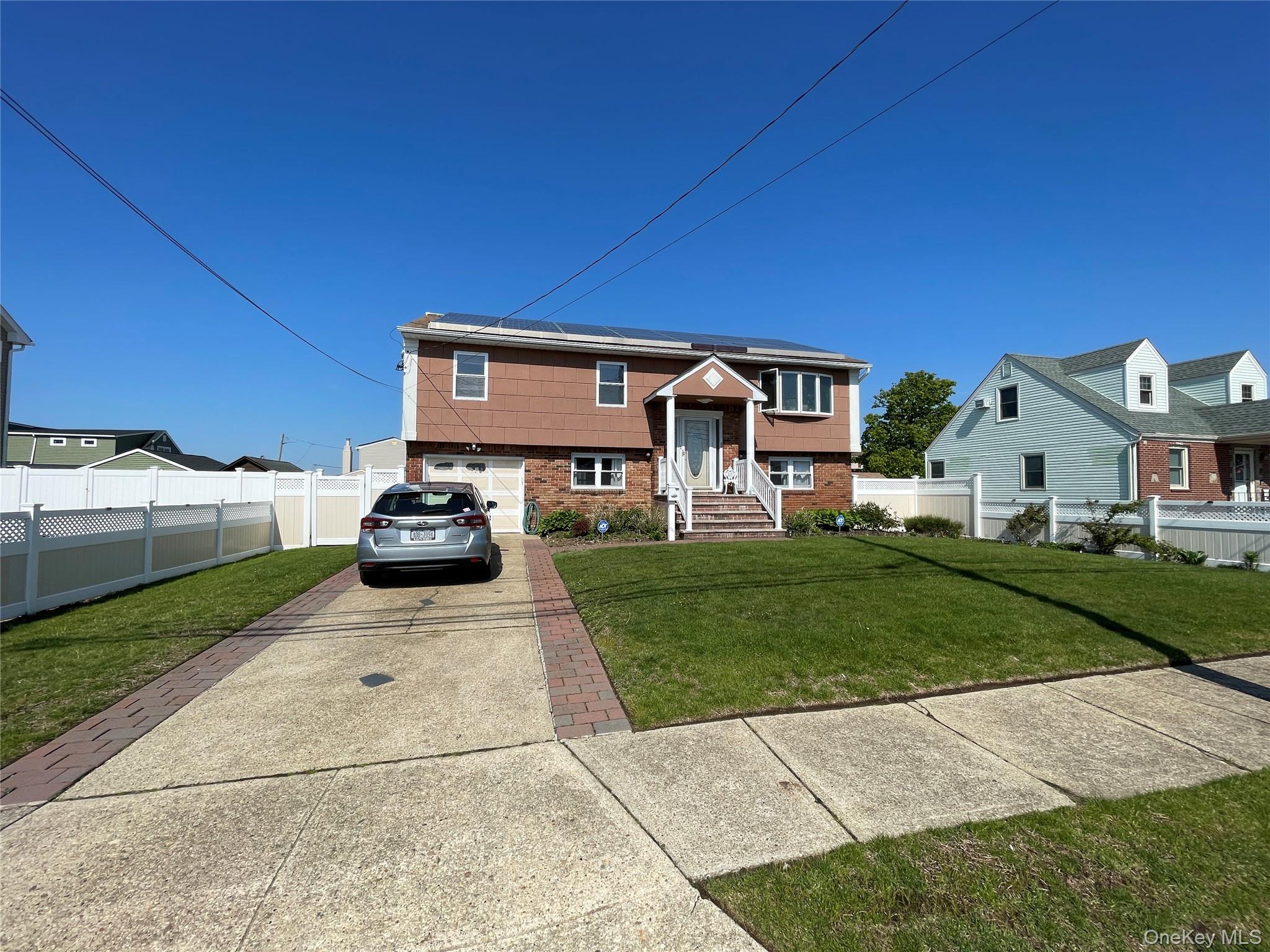 84 Surf Road