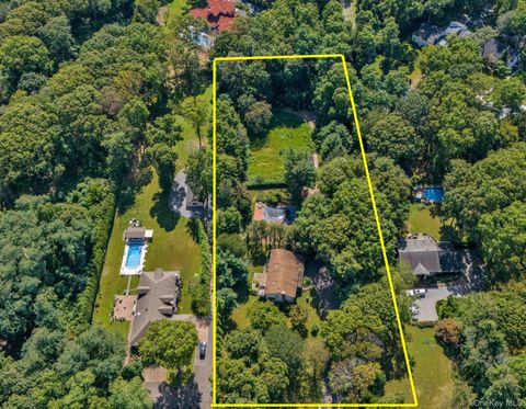 270 Frost Pond Road Old Brookville NY 11545