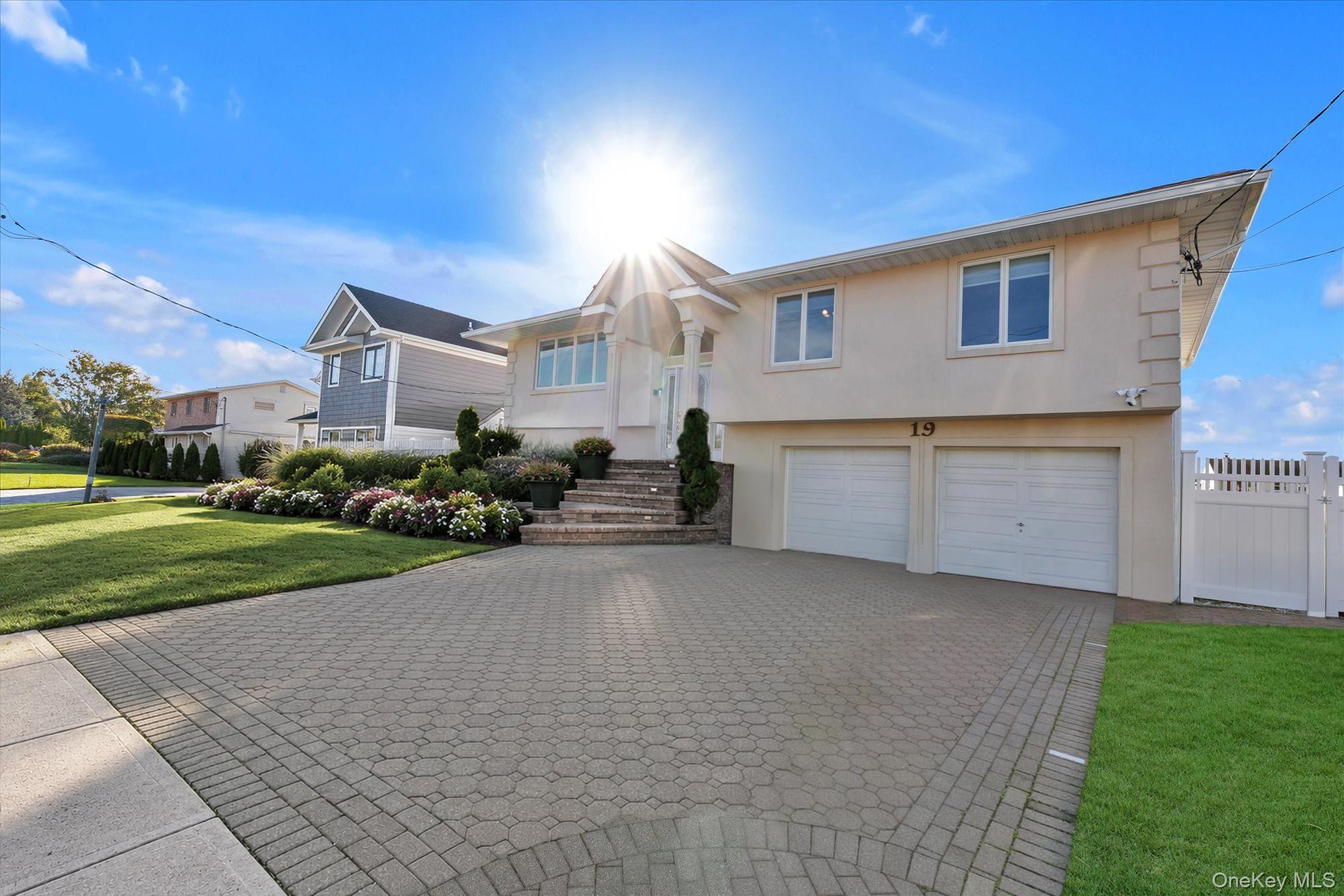 19 Anchor Drive