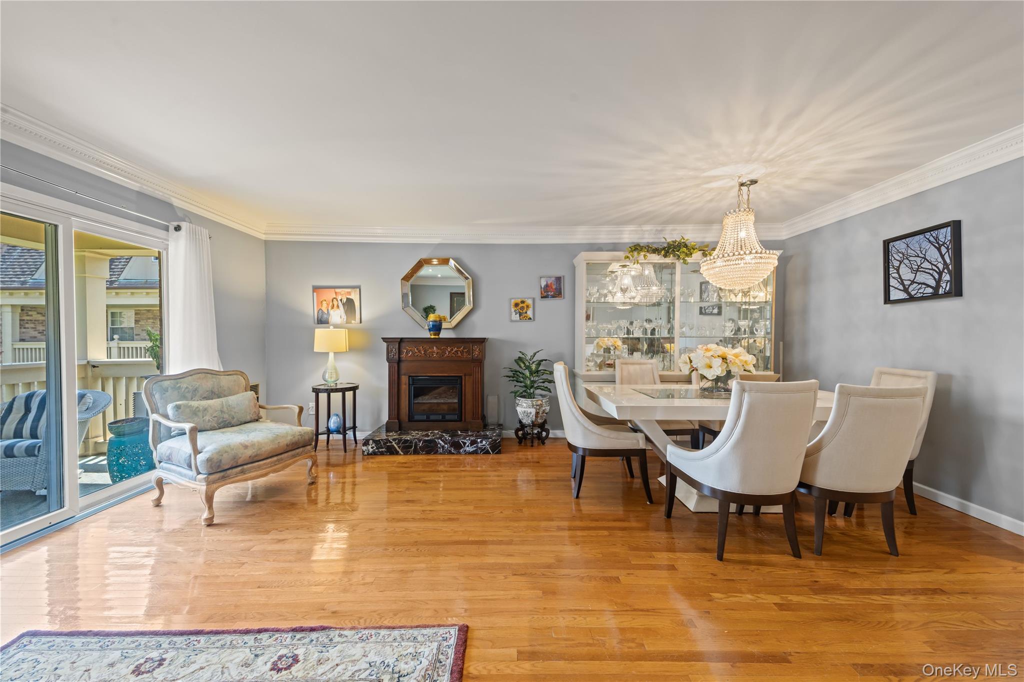 12-35 Robin Lane Upper