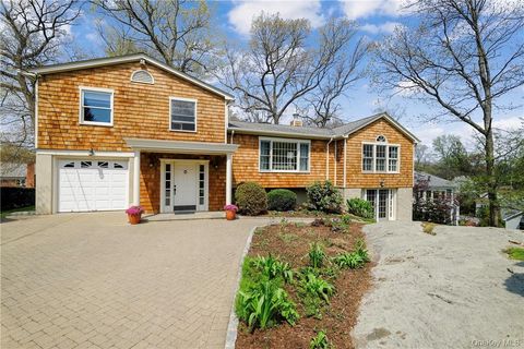 Photo of 38 Shadow Lane, Larchmont, NY 10538 (MLS # 967794)