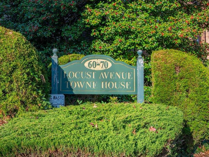 Locust Avenue B412, New Rochelle, New York - 1 Bedrooms  
1 Bathrooms - 