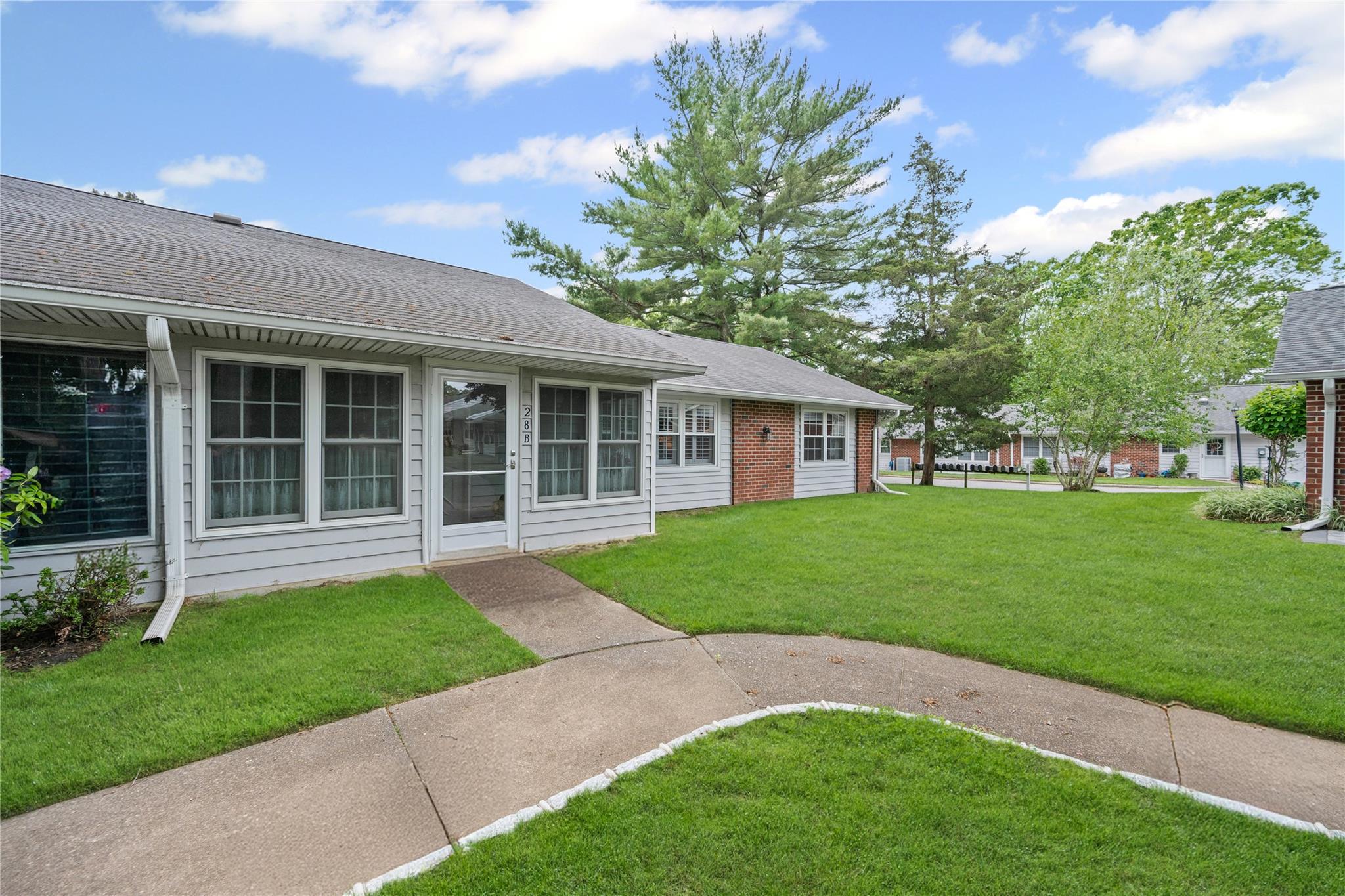 28 Trent Court B