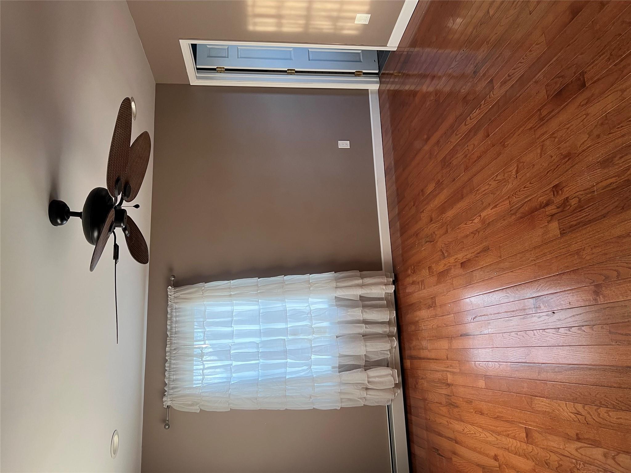 372 Rider Avenue, Patchogue, New York image 16