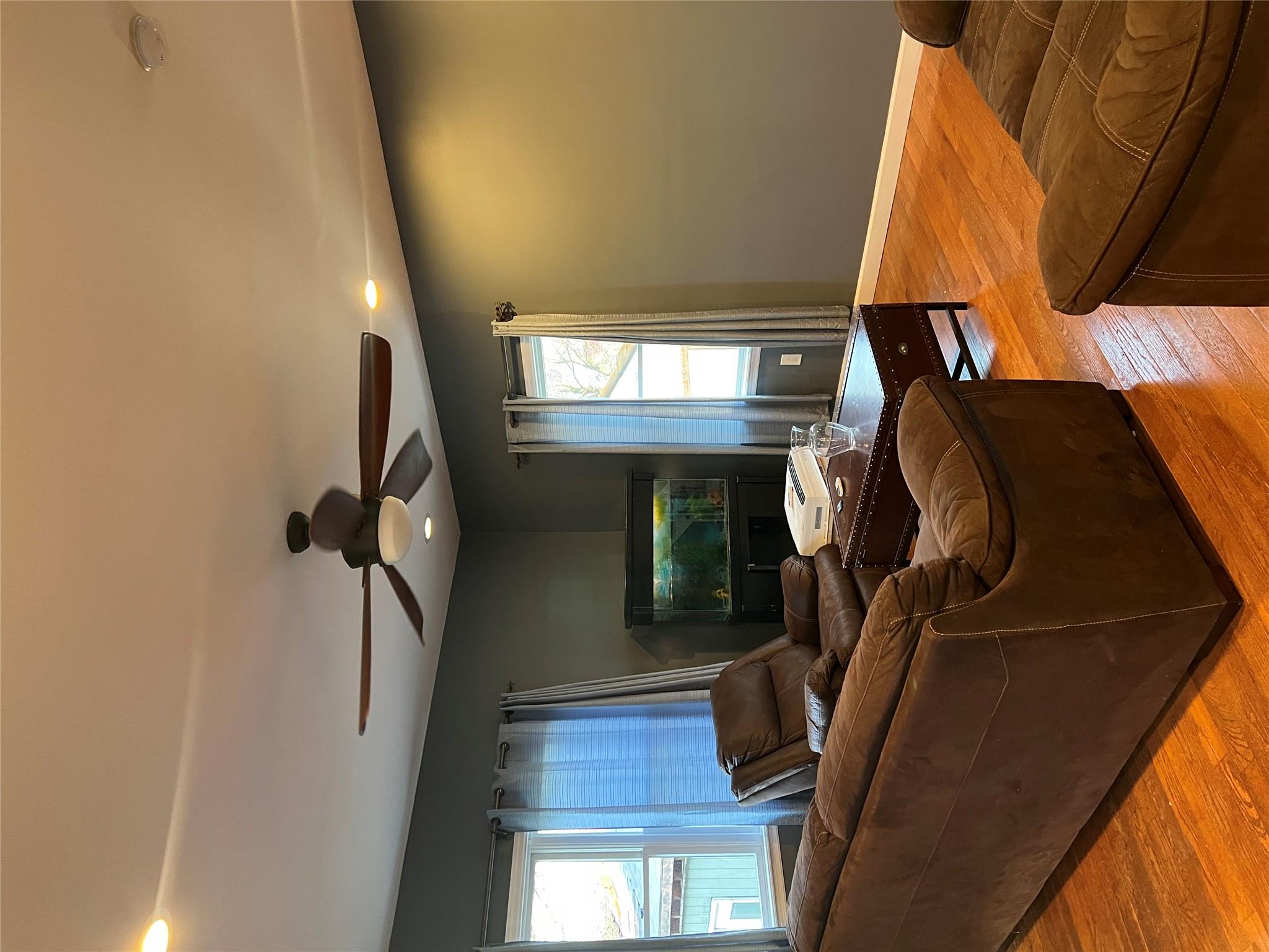 372 Rider Avenue, Patchogue, New York image 11