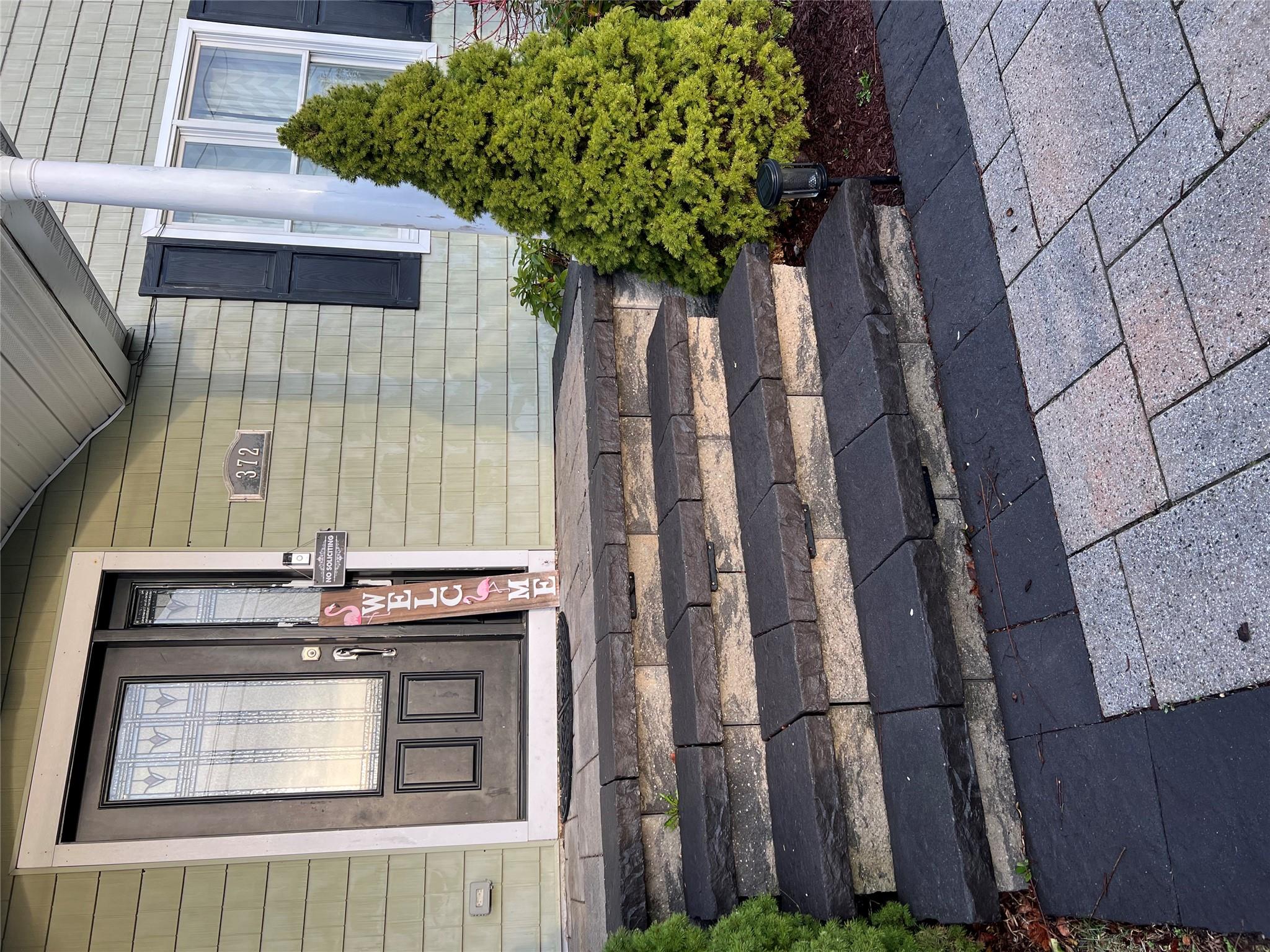 372 Rider Avenue, Patchogue, New York image 4