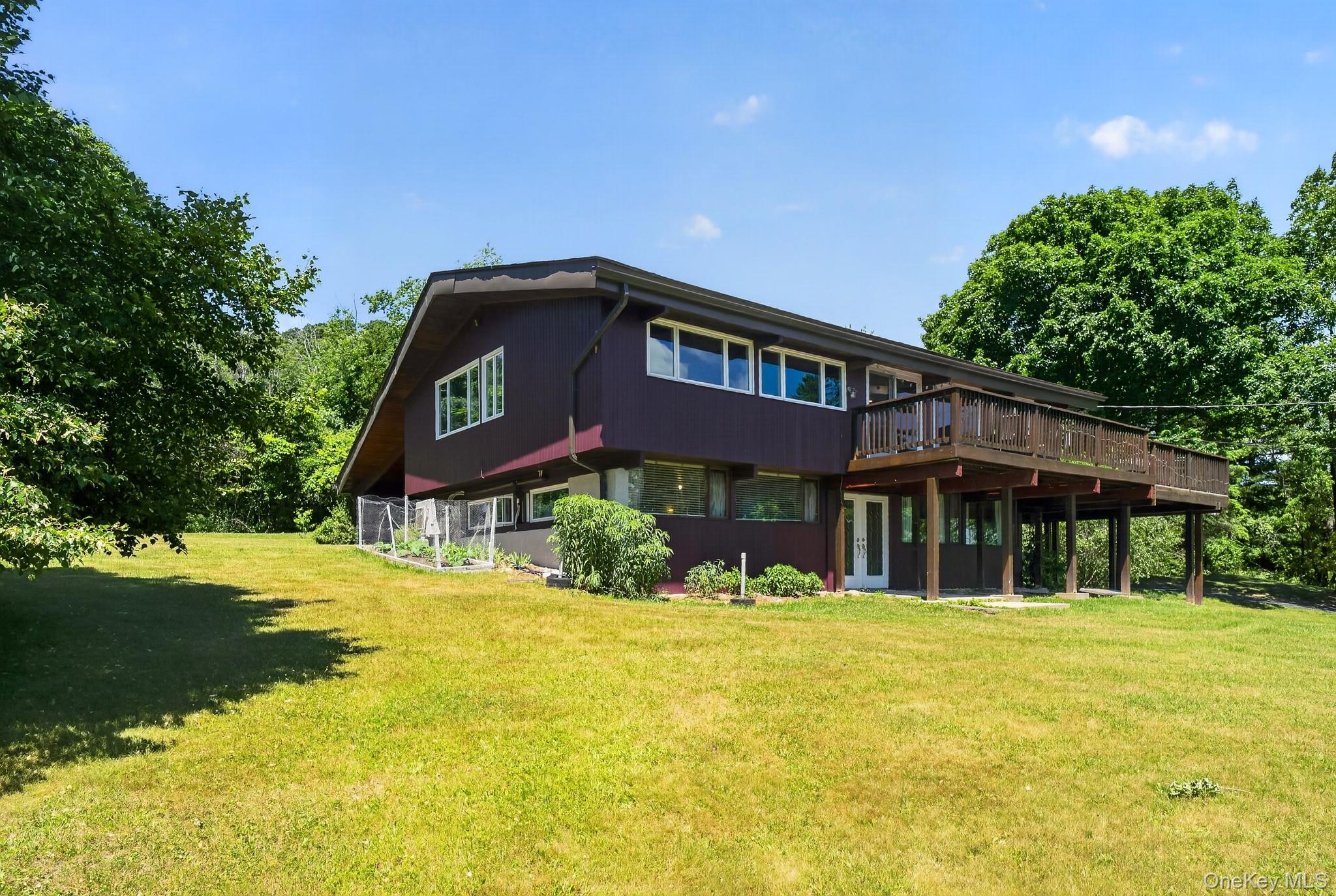 424 Laroe Road