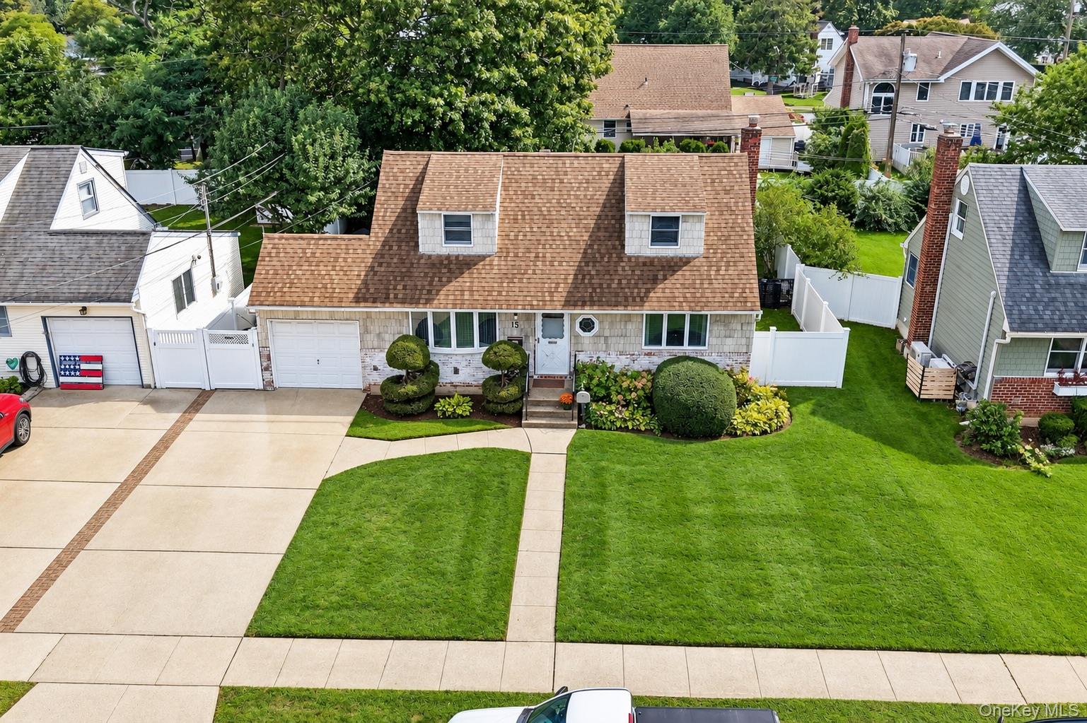 15 Scholl Drive