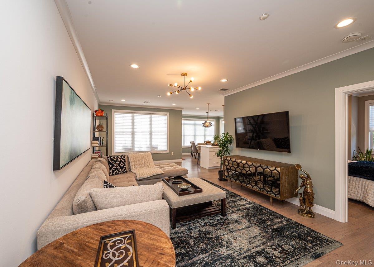 30101 Spruce Pond Circle