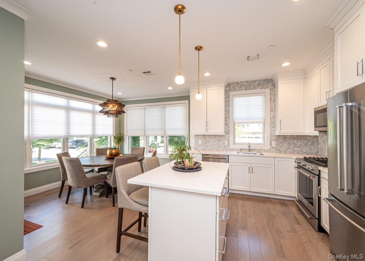 30101 Spruce Pond Circle