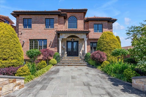 Photo of 138-15 13th Avenue, Malba, NY 11357 (MLS # 1008001)