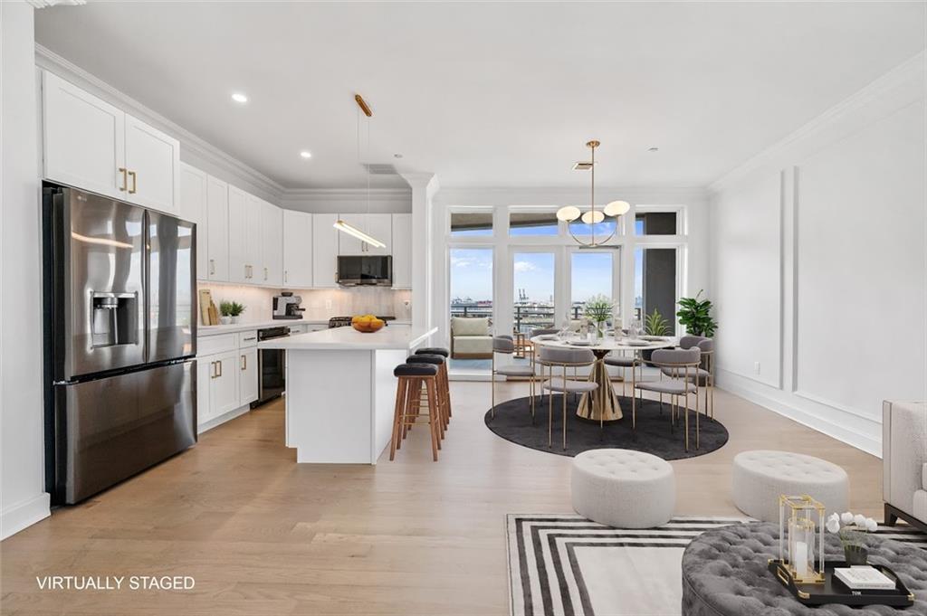 90 Bay Street Landing 6L