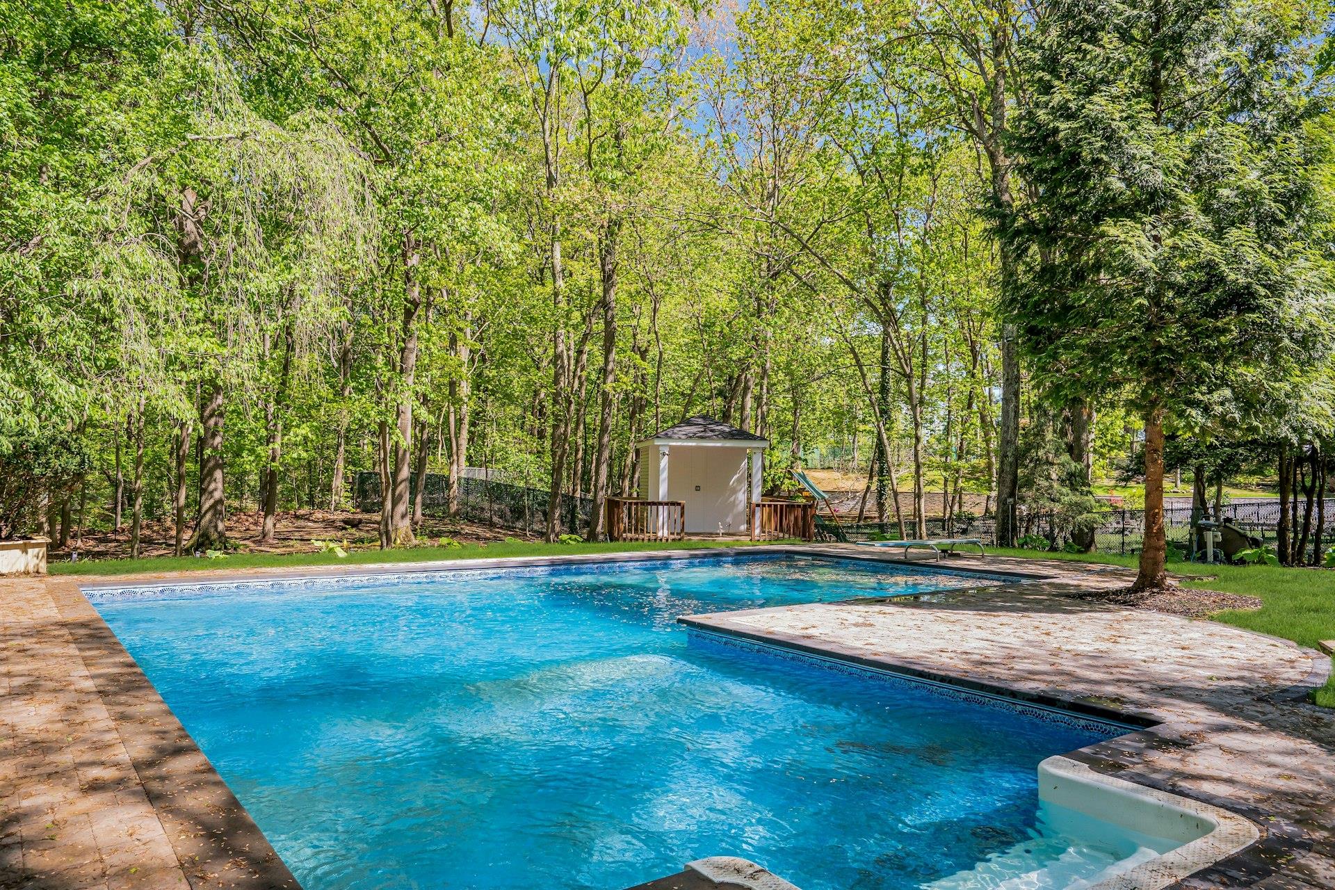 7 Mcculloch Drive, Dix Hills, New York image 42