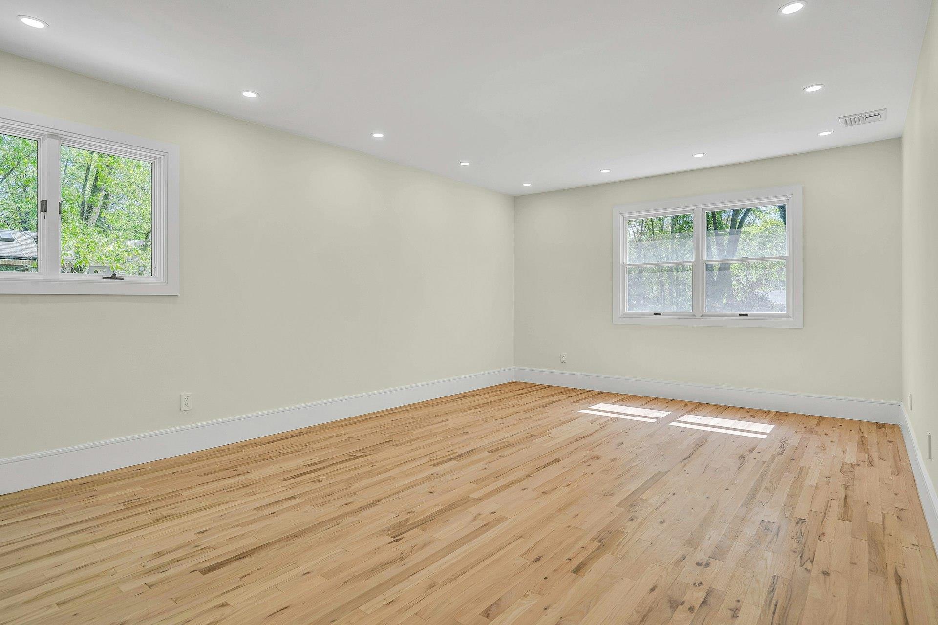7 Mcculloch Drive, Dix Hills, New York image 33