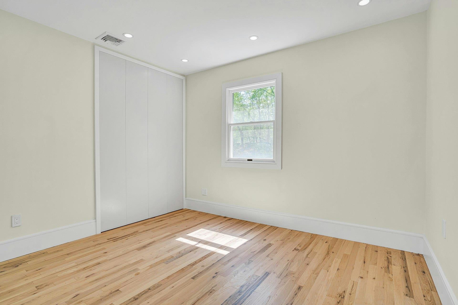 7 Mcculloch Drive, Dix Hills, New York image 32