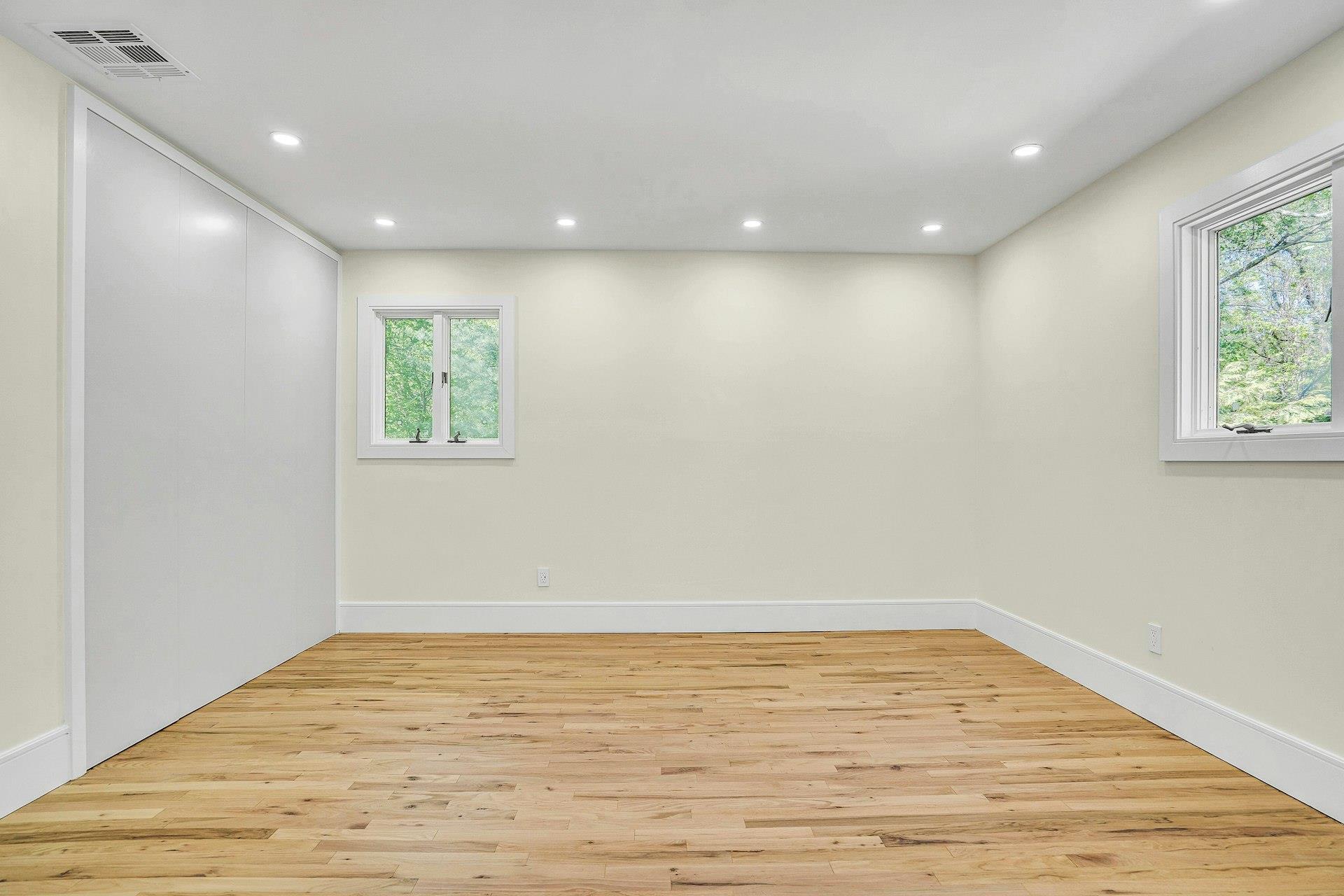 7 Mcculloch Drive, Dix Hills, New York image 30