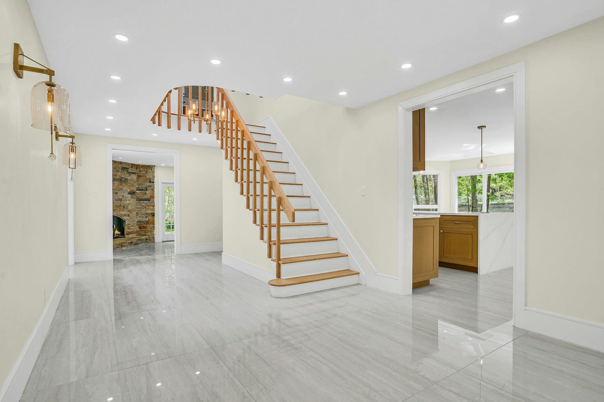 7 Mcculloch Drive, Dix Hills, New York image 6