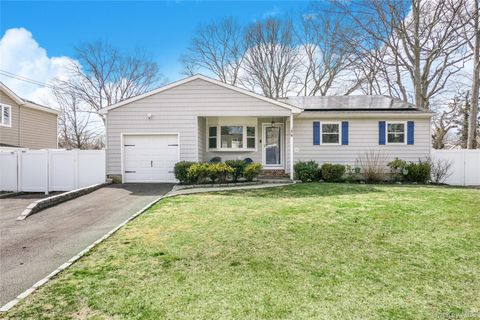 Homes For Sale - 84 Bieselin Road<br/> Bellport Village, NY 11713