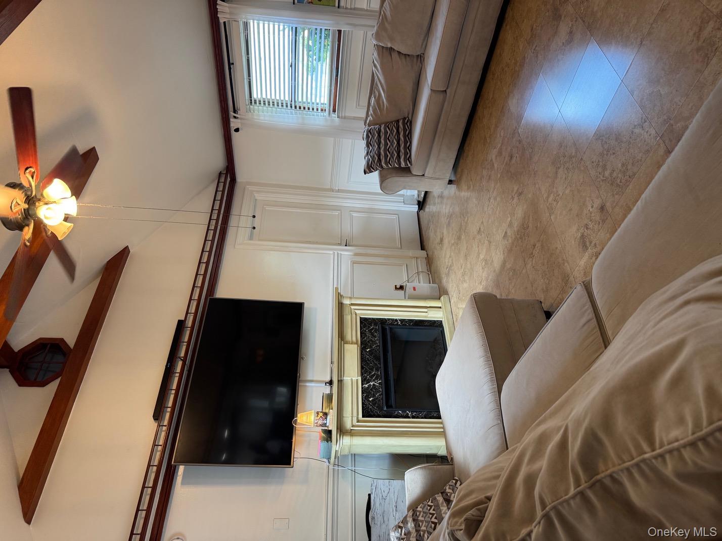 114D Edgewater Park 114D