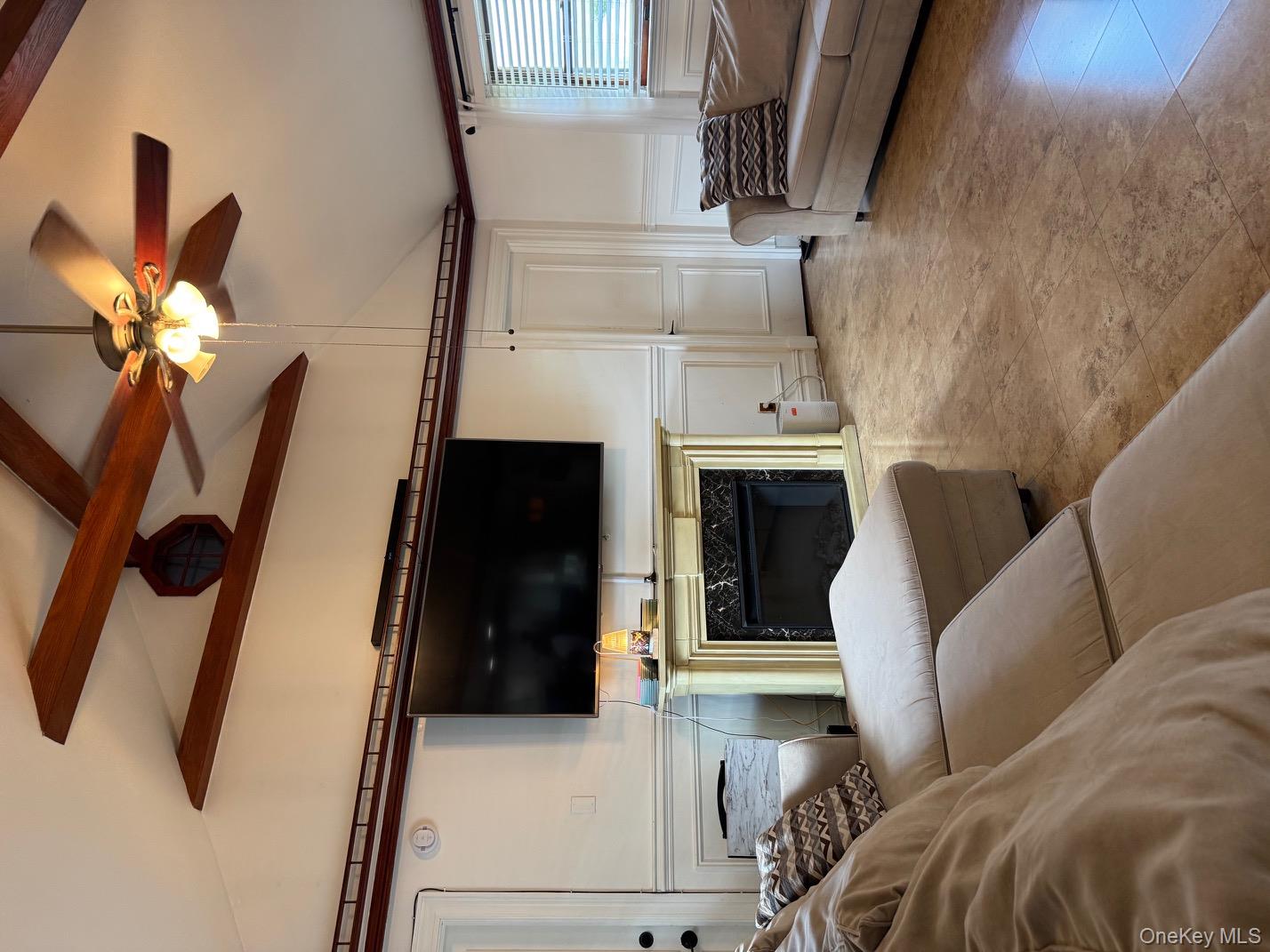 114D Edgewater Park 114D