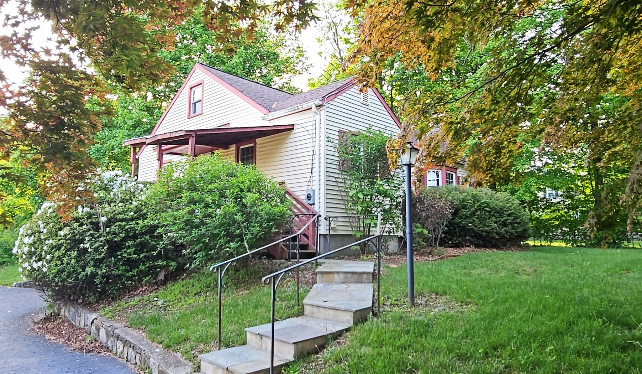 233 Peaceable Hill Road, Brewster, New York image 1