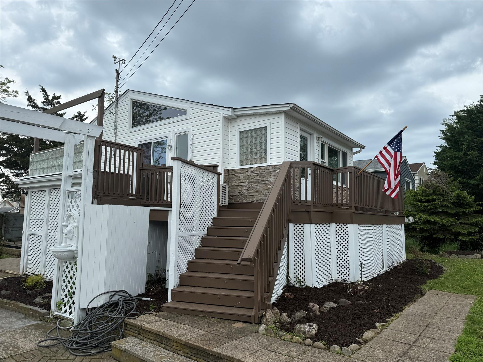 812 Beach Street