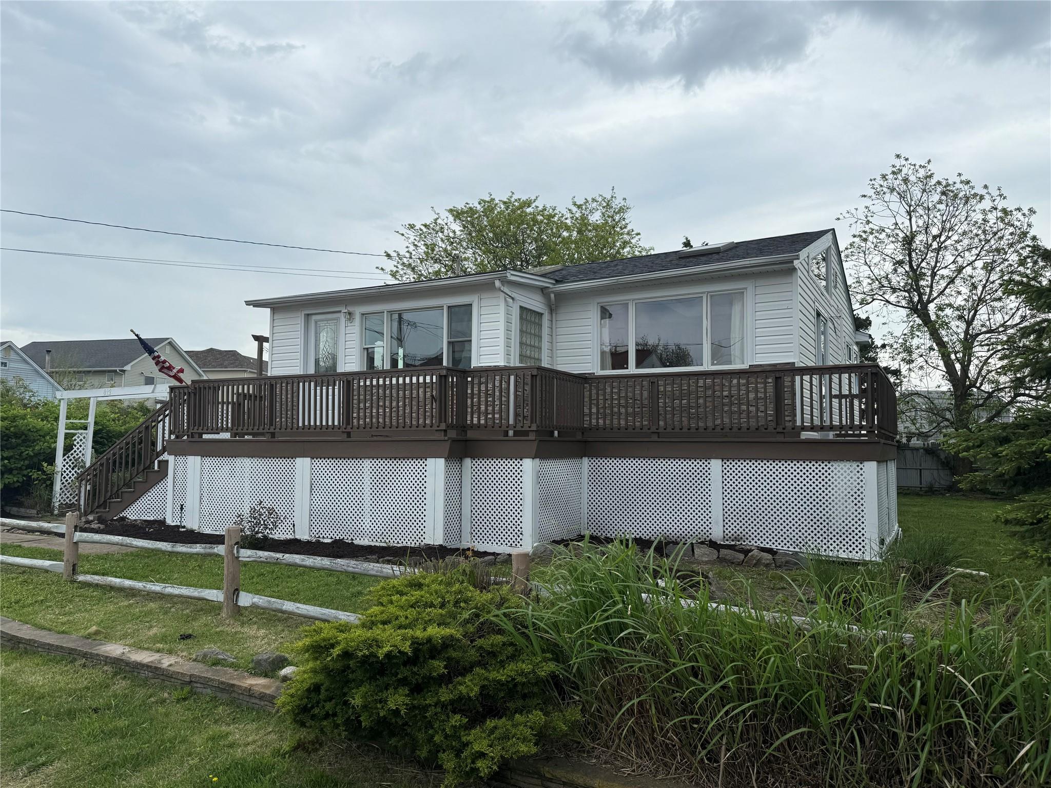 812 Beach Street