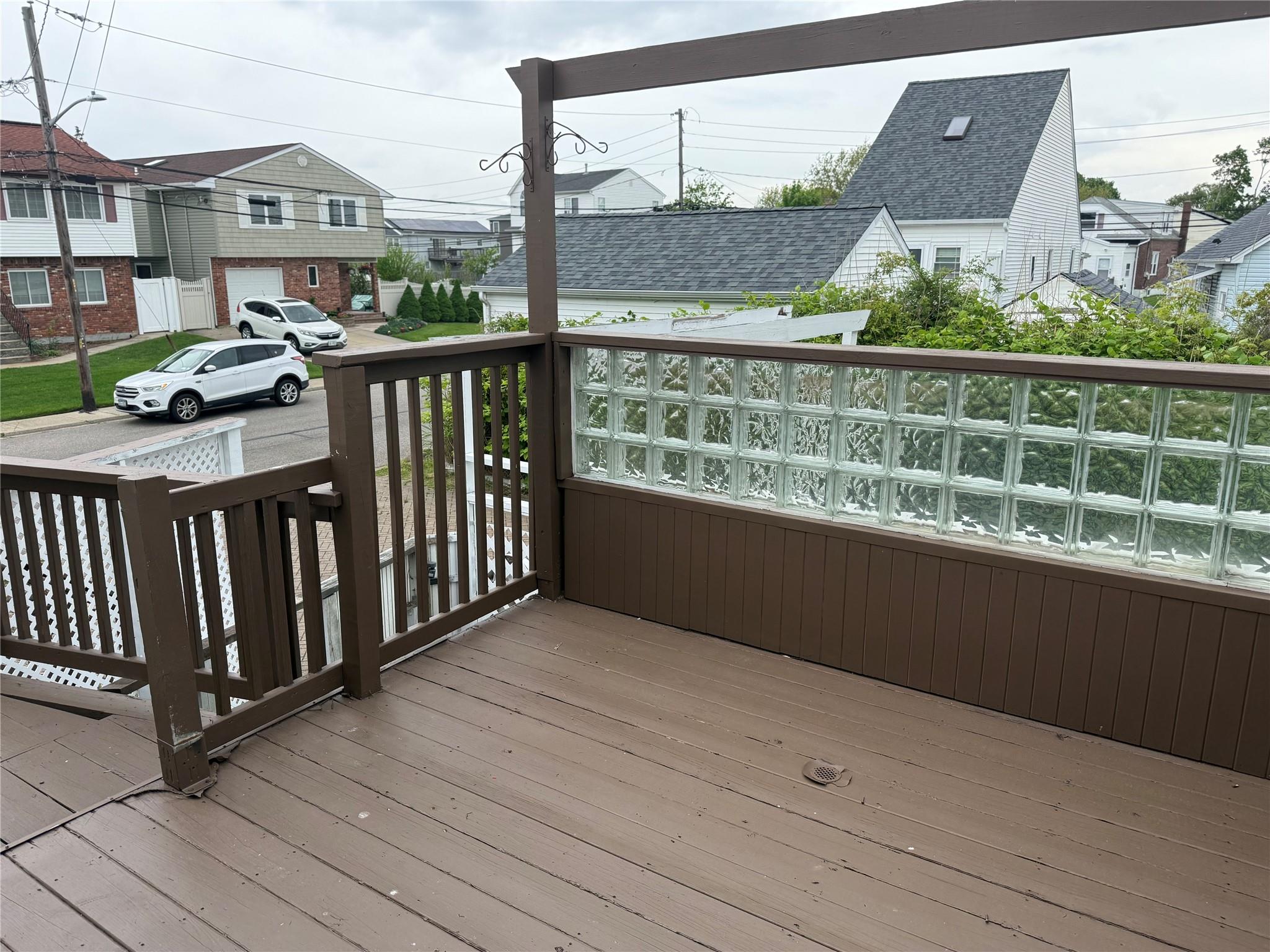 812 Beach Street, Lindenhurst, New York image 6