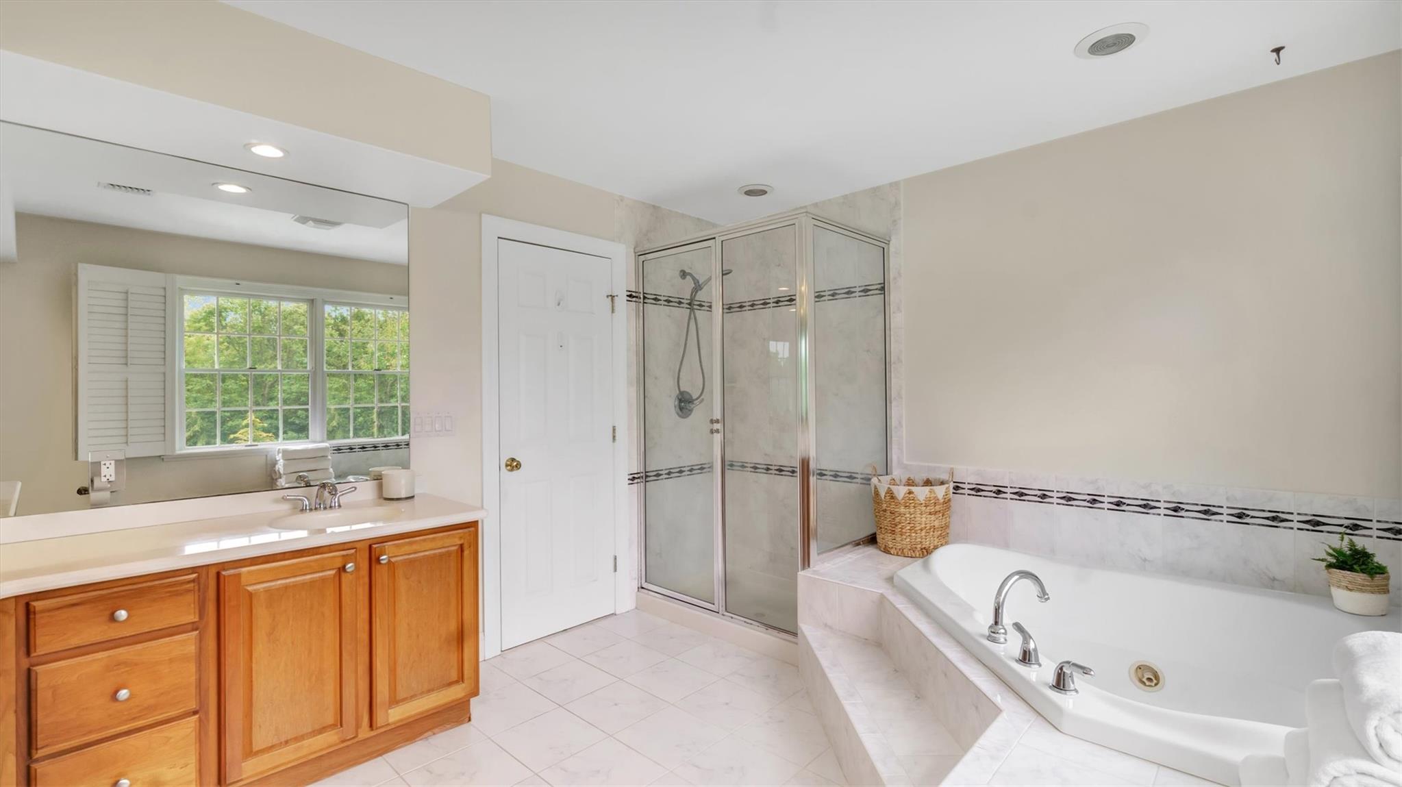1260 Water Terrace, Southold, New York image 24