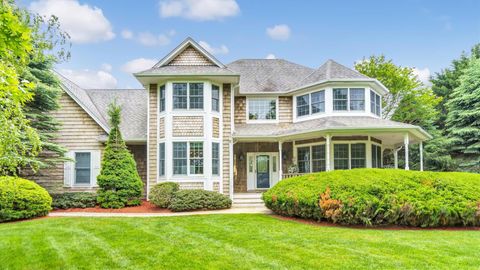 1260 Water Terrace Southold NY 11971