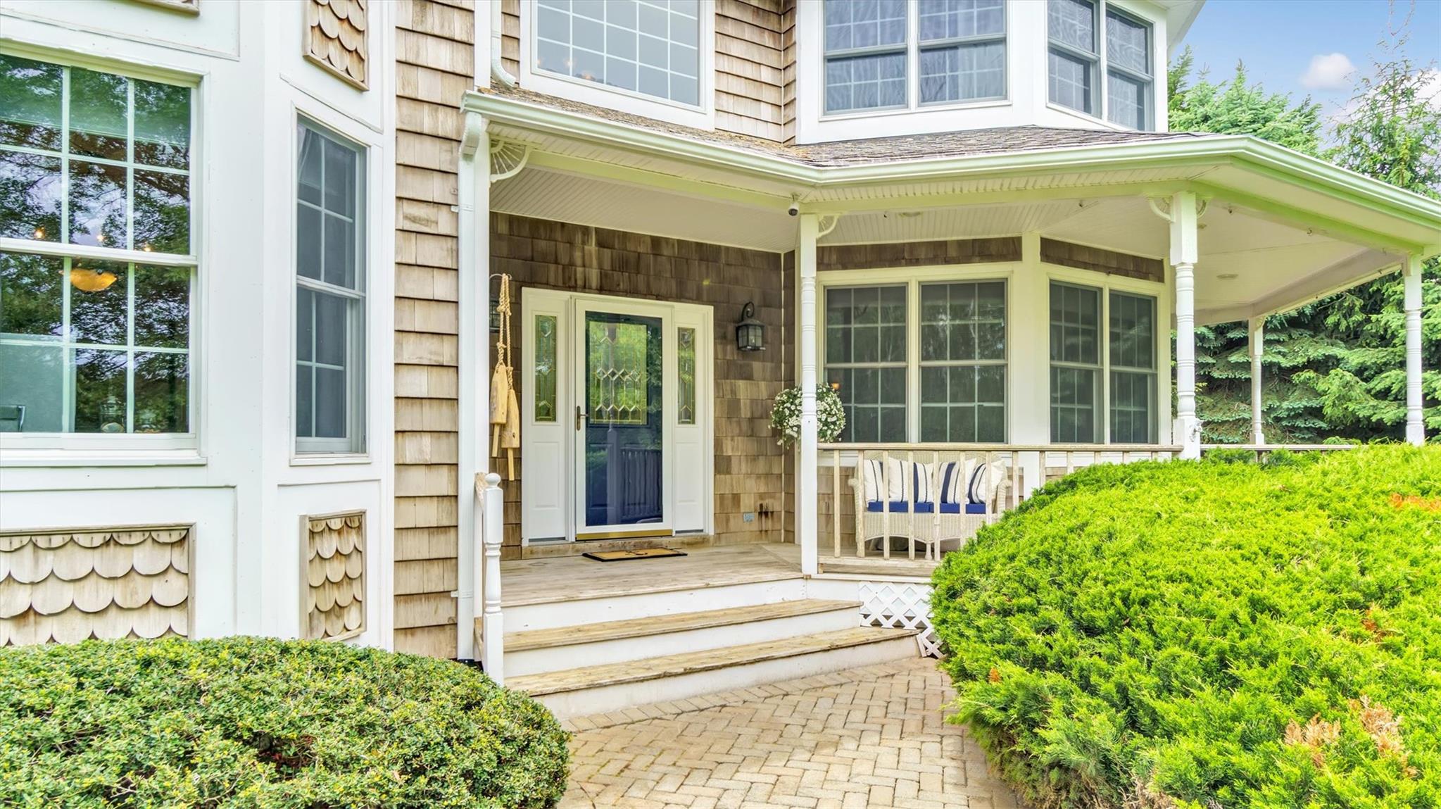 1260 Water Terrace