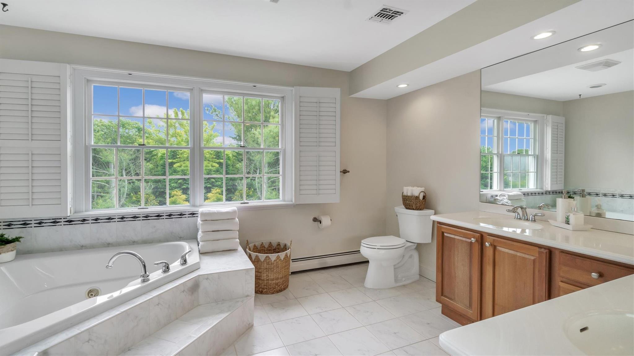 1260 Water Terrace, Southold, New York image 23