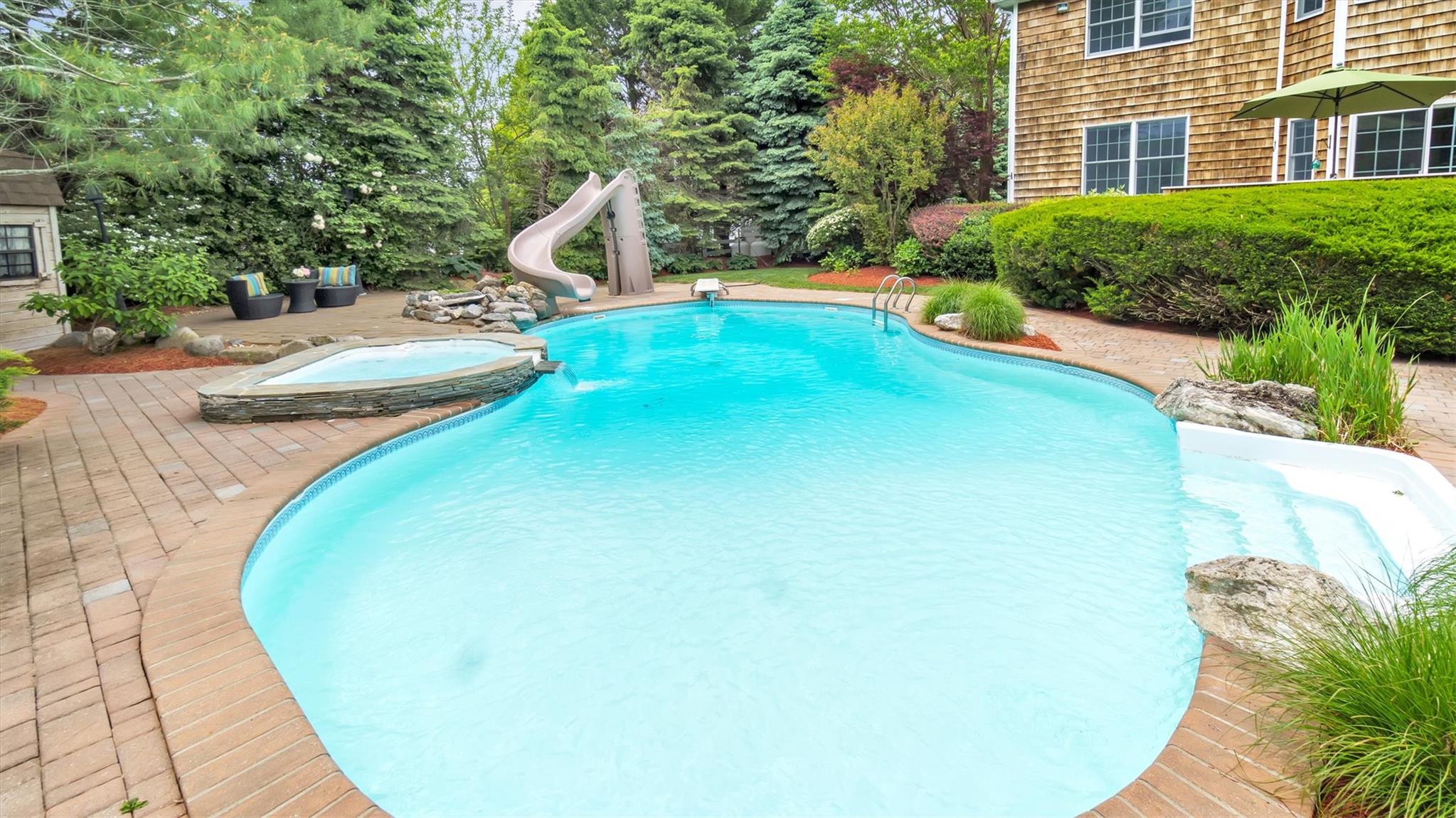 1260 Water Terrace