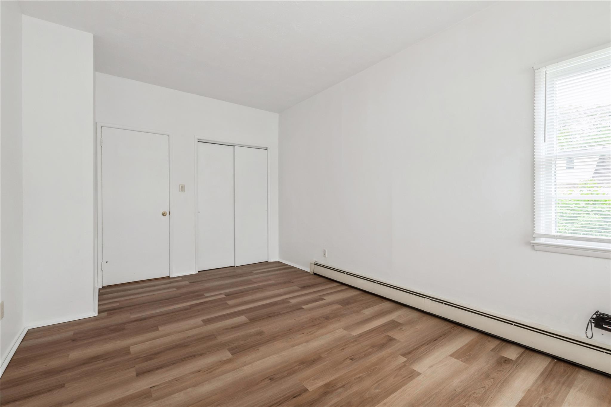 356 Oakley Avenue, Elmont, New York image 19