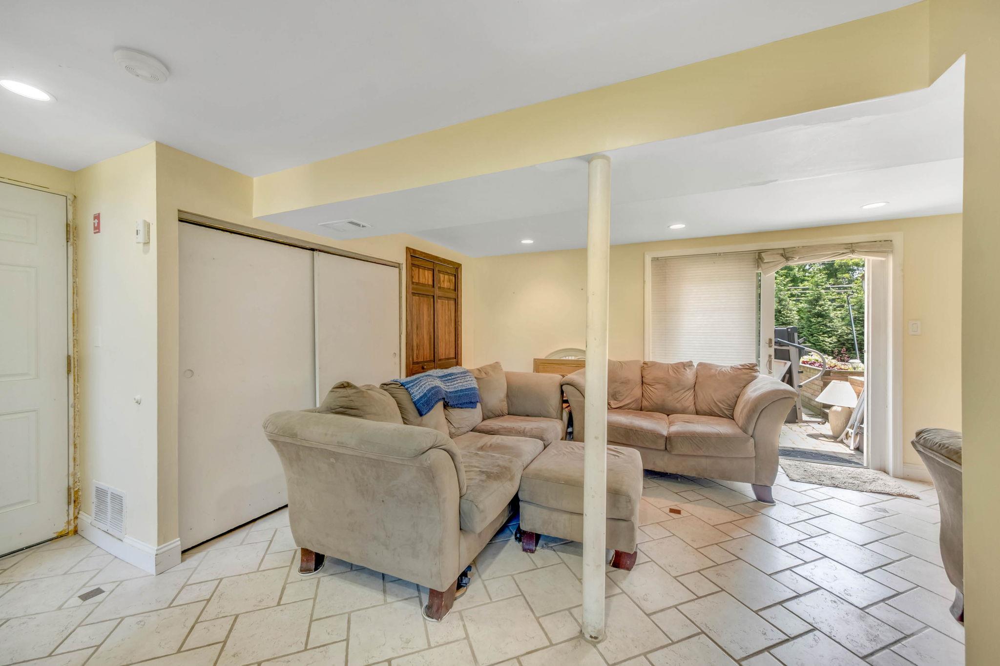 49 Bobcat Lane, East Setauket, New York image 17