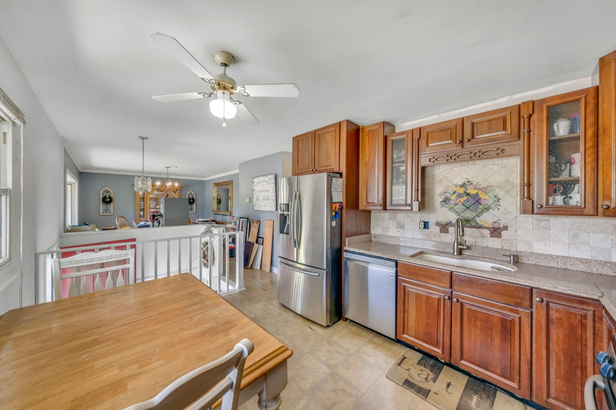 49 Bobcat Lane, East Setauket, New York image 29