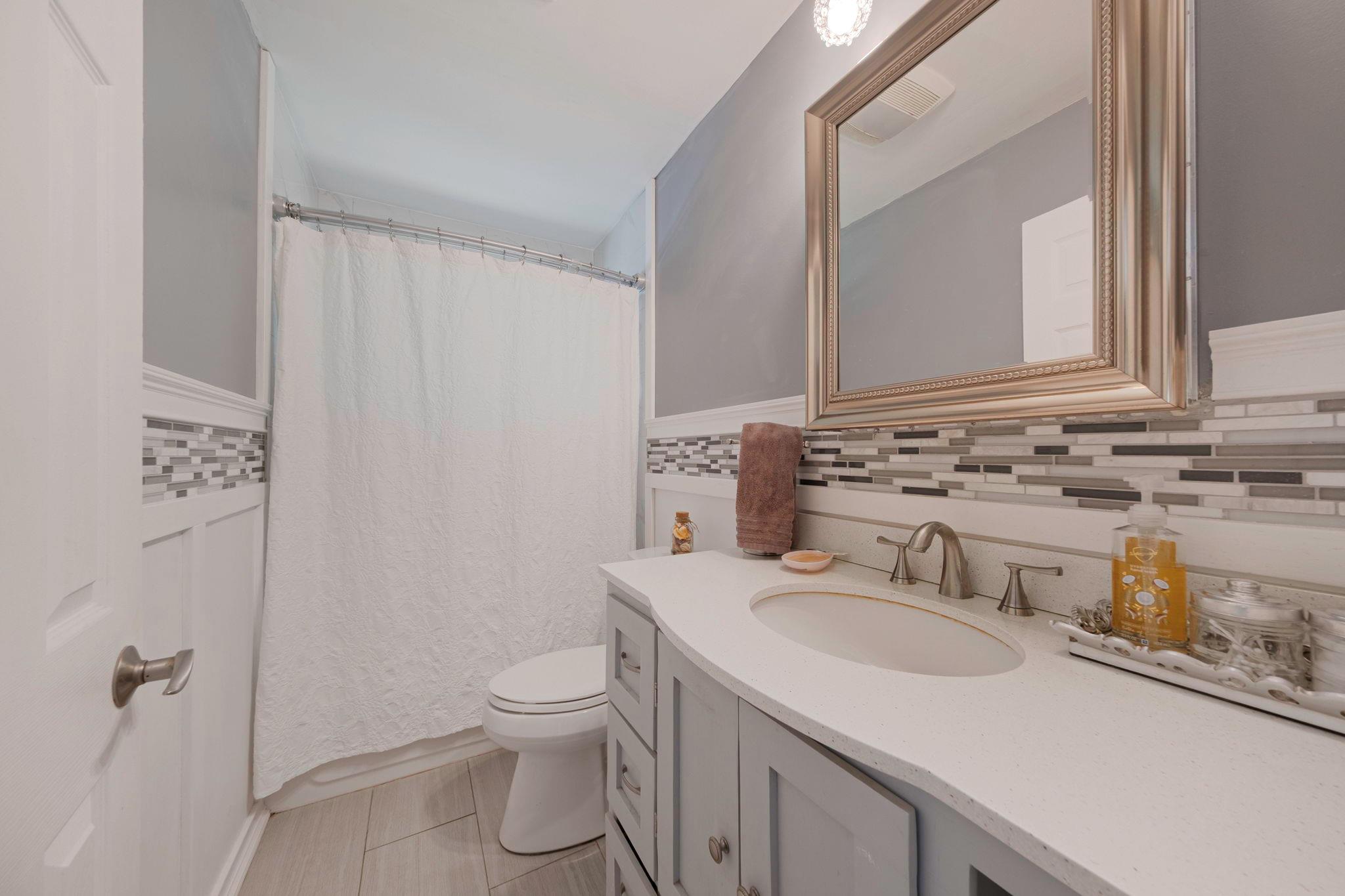 49 Bobcat Lane, East Setauket, New York image 24