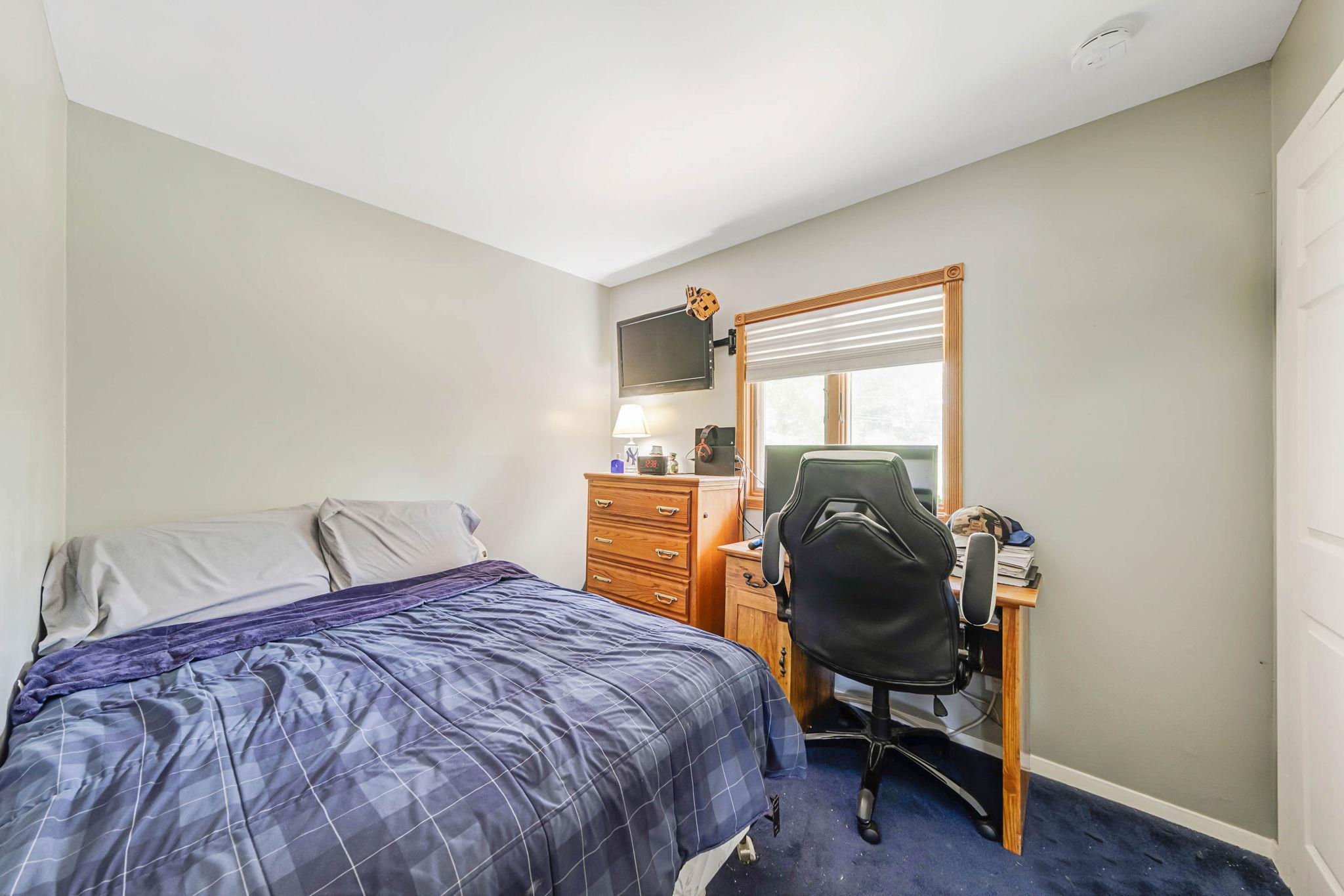 49 Bobcat Lane, East Setauket, New York image 31