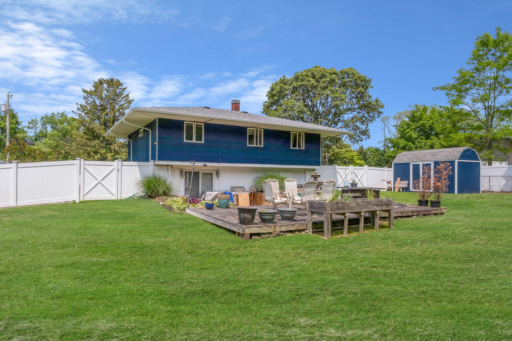 49 Bobcat Lane, East Setauket, New York image 7
