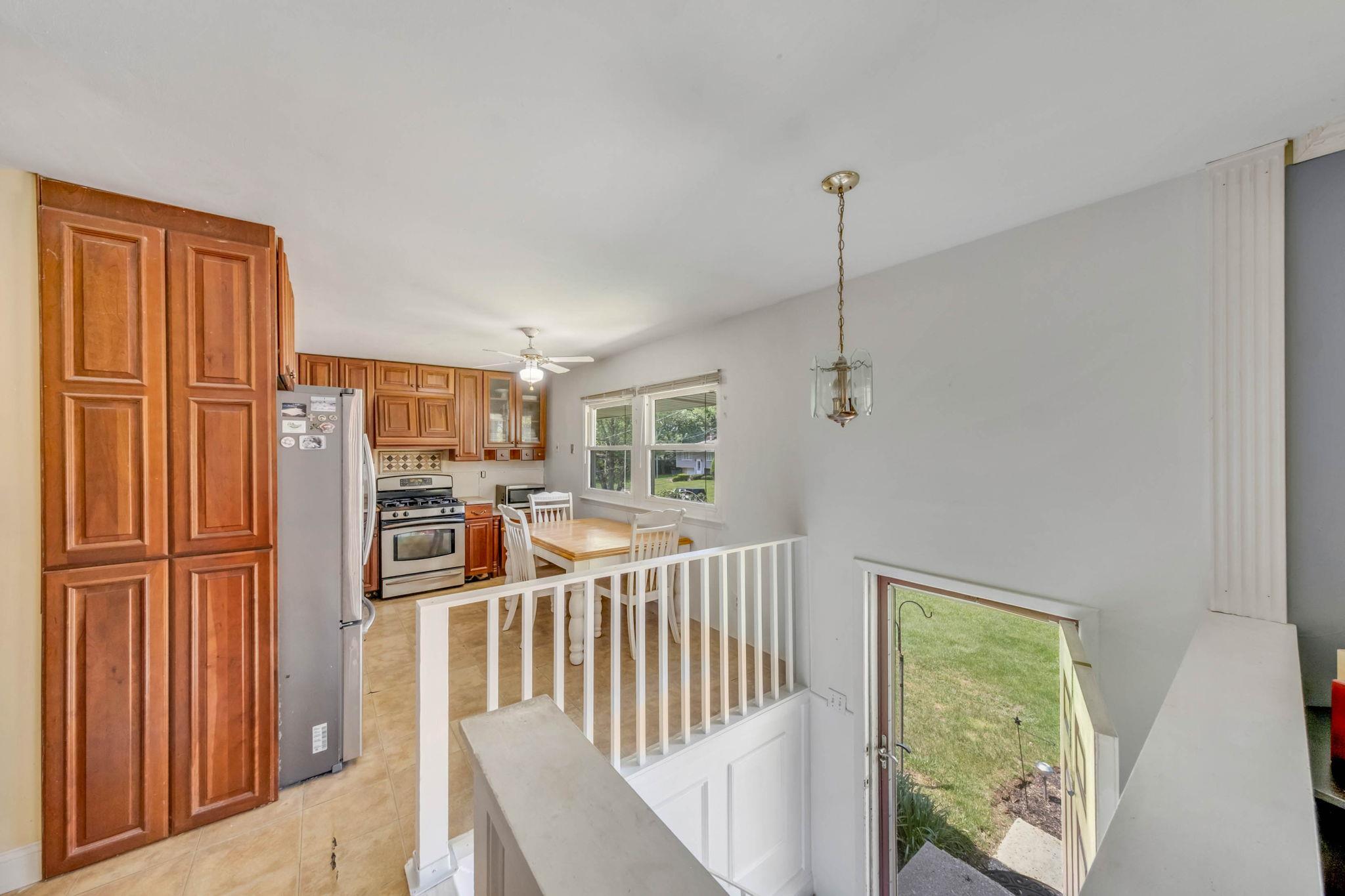 49 Bobcat Lane, East Setauket, New York image 25