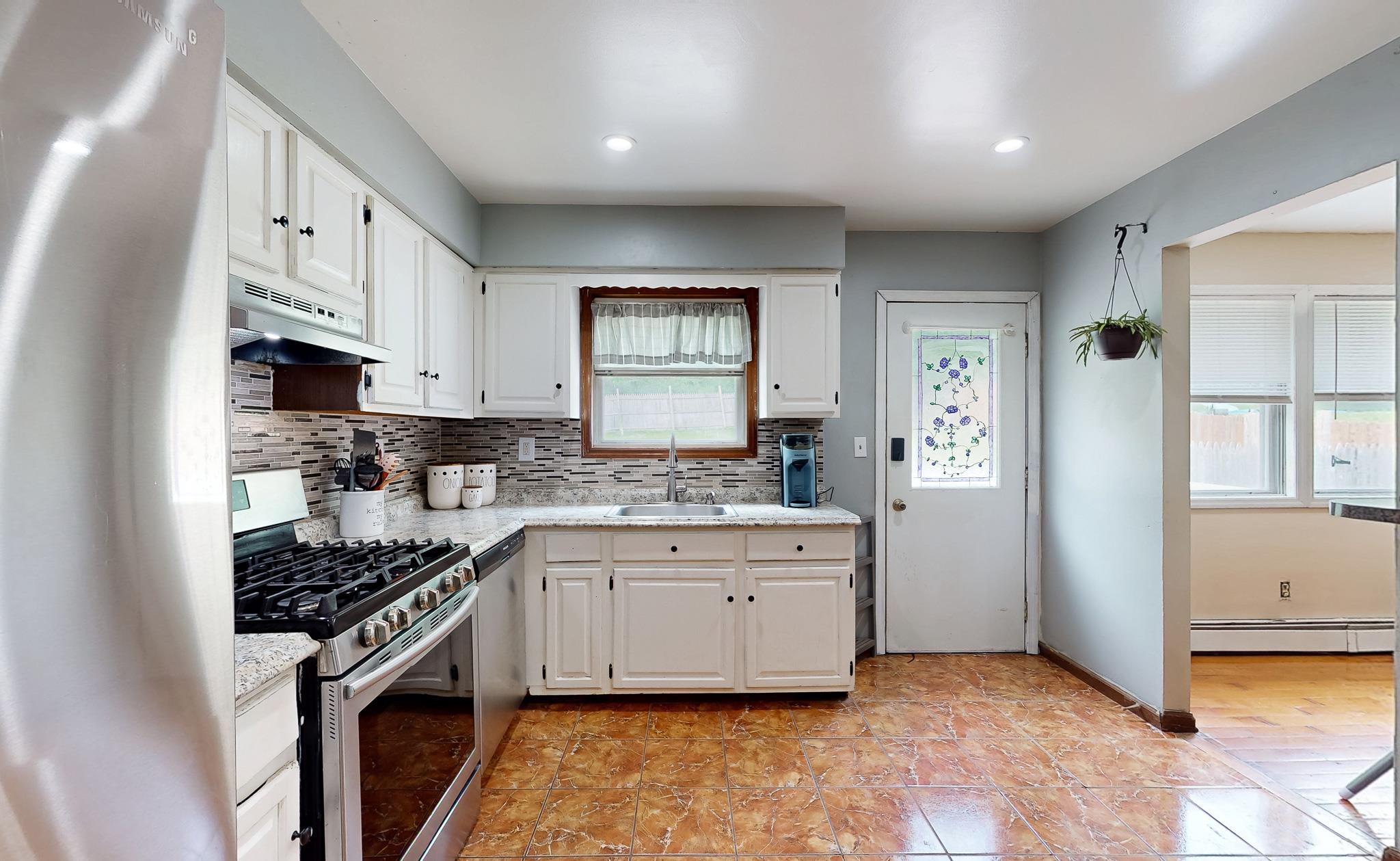 285 Riley Road, New Windsor, New York image 4